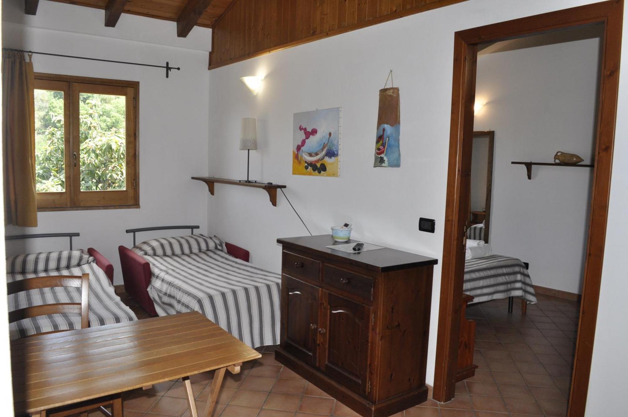 ホテル Borgo San Francesco ジョイオーザ・マレーア 部屋 写真