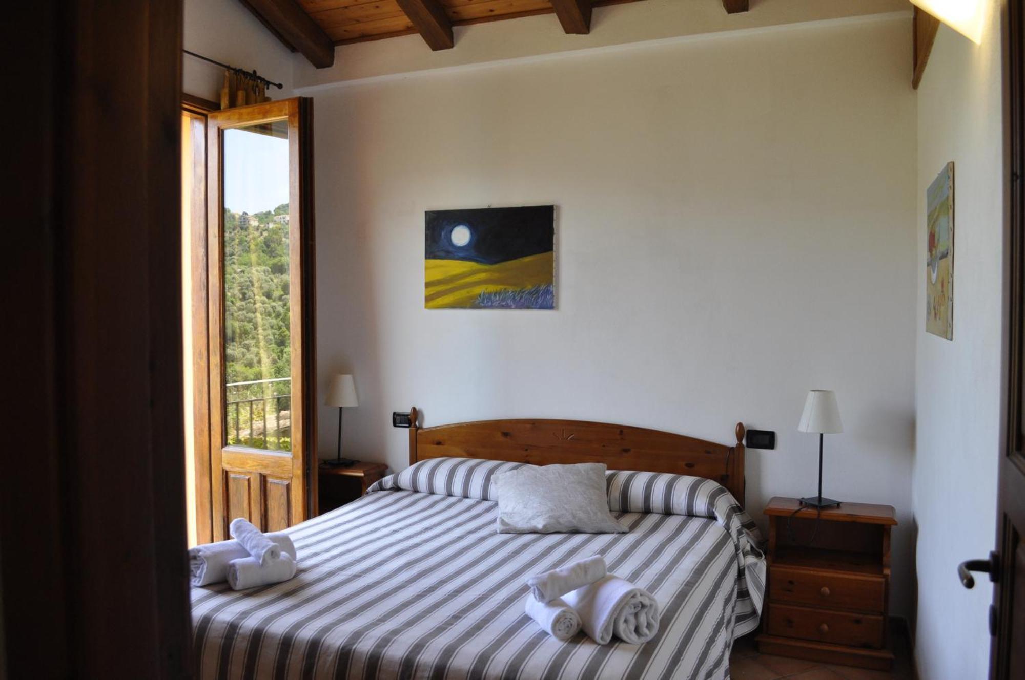 ホテル Borgo San Francesco ジョイオーザ・マレーア 部屋 写真
